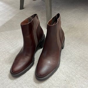 Crown Vintage Boots Size 9